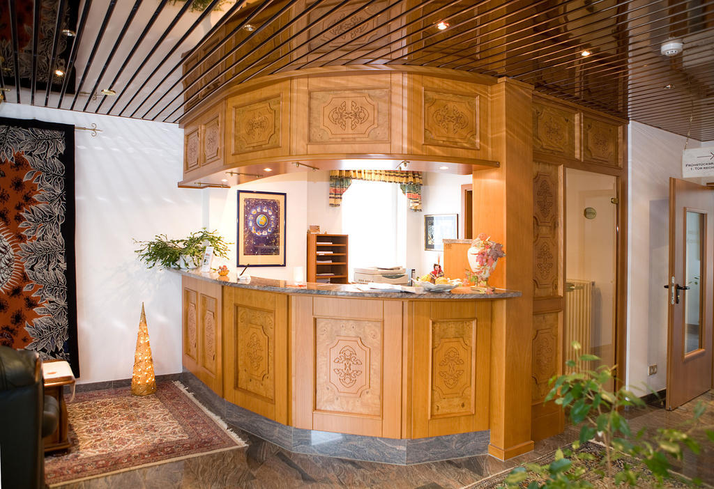 Central Inn Hotel Garni Eppelborn Eksteriør bilde